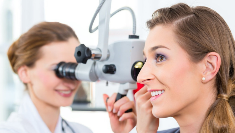 В каких случаях следует обращаться за помощью к ЛОРу?